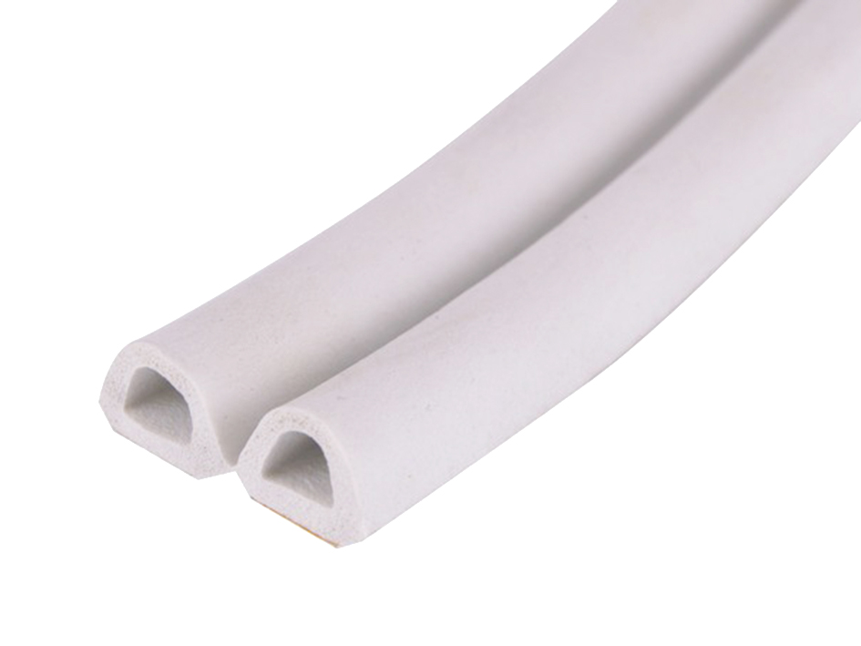 Уплотнитель профиль D белый