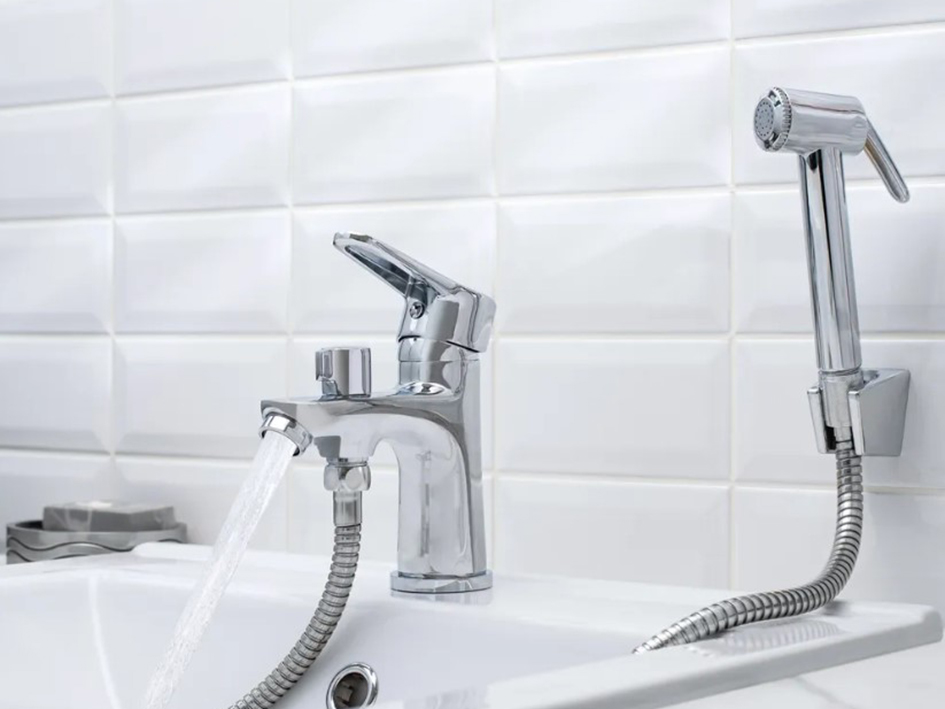 Смеситель для умывальника с душем SL141-001F-1  РМС