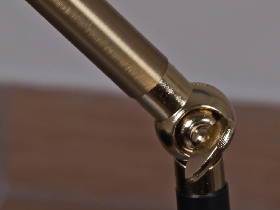 Настольная лампа 02225-2.7-01 BK     ELEKTRA   