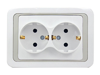 Розетка двойная с/з сер.    QTB 2128